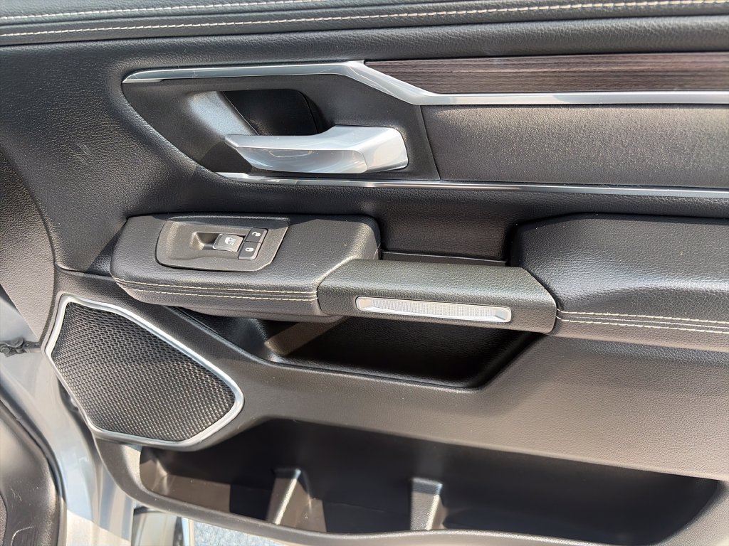 Used 2025 RAM 1500 Laramie AWD/4WD image 47
