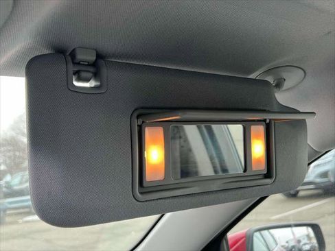 Used 2018 Chevrolet Malibu LT image 28