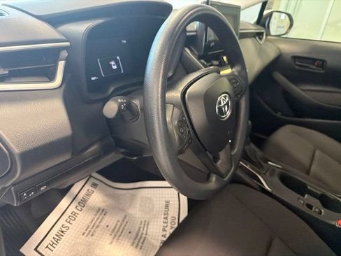 Used 2026 Toyota Corolla LE FWD image 16
