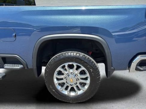 Used 2025 Chevrolet Silverado 2500 LTZ w/ LTZ Premium Package AWD/4WD image 36