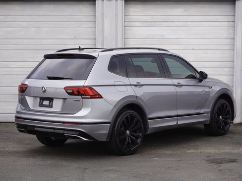 Used 2021 Volkswagen Tiguan SE R-Line AWD/4WD image 5