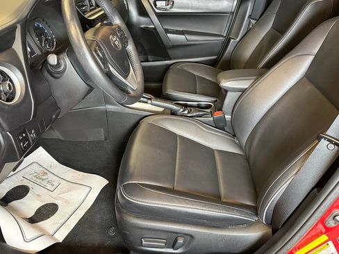 Used 2018 Toyota Corolla XLE image 20