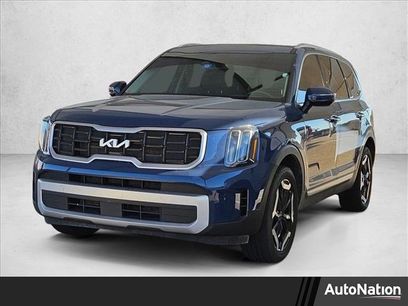 Used 2024 Kia Telluride S w/ S Sunroof Package
