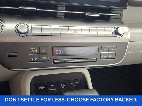 Certified 2025 Hyundai Kona SEL FWD image 20