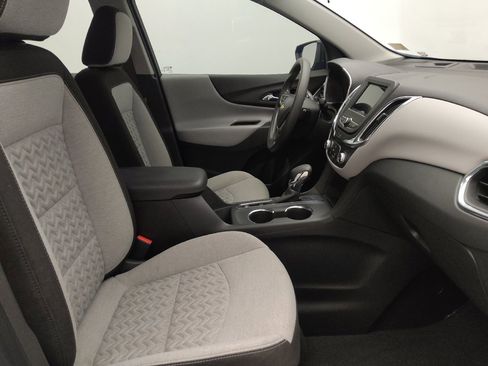 Used 2024 Chevrolet Equinox LS image 21