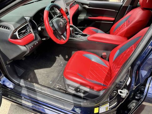 Used 2022 Toyota Camry SE w/ Audio Upgrade Package FWD image 11