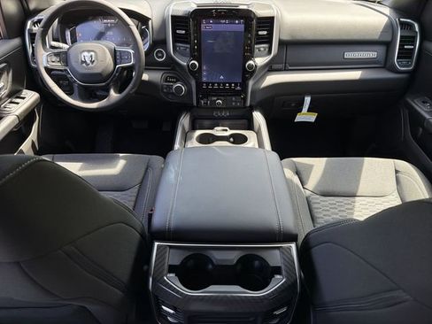 New 2026 RAM 1500 4x4 Crew Cab image 17