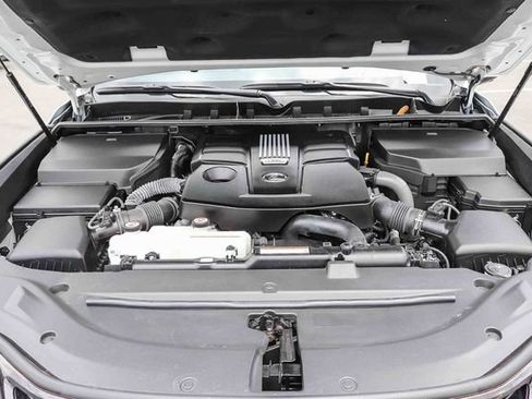 Used 2024 Lexus LX 600 F Sport AWD/4WD image 33