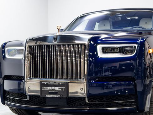 Used 2021 Rolls-Royce Phantom Sedan RWD image 99