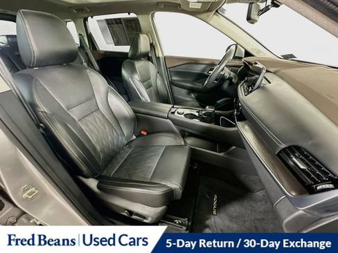 Used 2023 Nissan Rogue Platinum w/ Platinum Premium Package AWD/4WD image 37