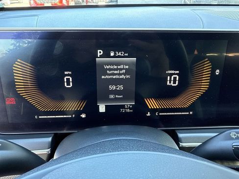 Used 2025 Kia K5 GT-Line AWD/4WD image 17