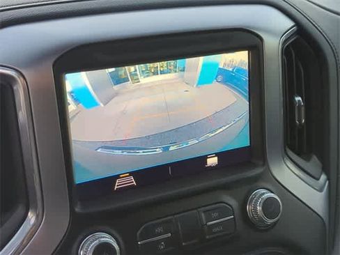 Used 2020 GMC Sierra 2500 SLE image 14