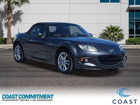 Used 2015 MAZDA MX-5 Miata Sport w/ Convenience Package RWD image 3