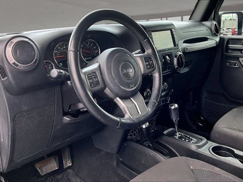 Used 2017 Jeep Wrangler Unlimited Sport AWD/4WD image 14