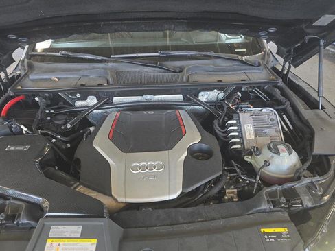 Used 2018 Audi SQ5 Prestige w/ Prestige Package AWD/4WD image 18