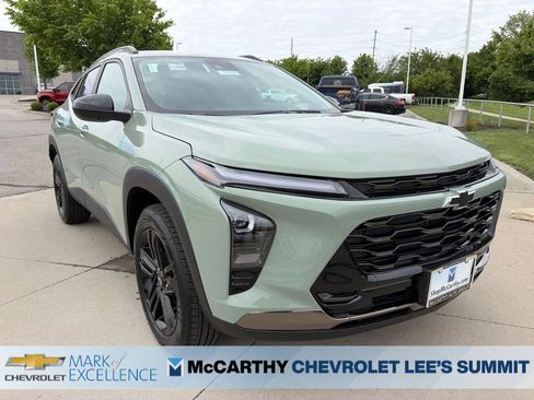 New 2026 Chevrolet Trax ACTIV FWD image 2