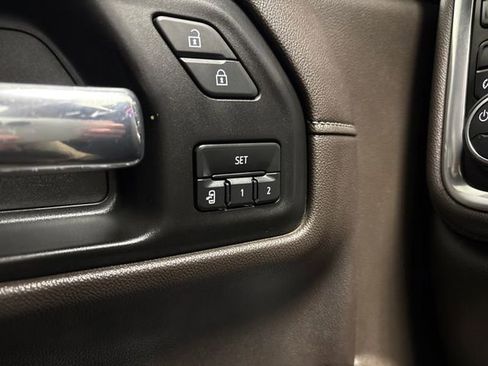 Used 2019 Chevrolet Silverado 1500 LTZ w/ LTZ Plus Package image 58