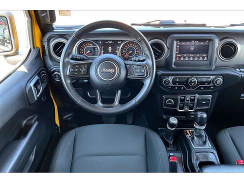 Used 2018 Jeep Wrangler Unlimited Sport S AWD/4WD image 5