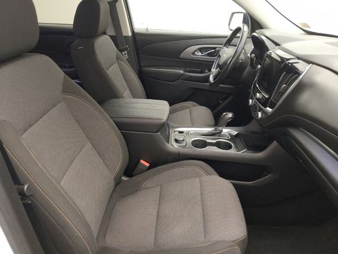 Used 2019 Chevrolet Traverse LT w/ LPO, Blackout Package AWD/4WD image 21