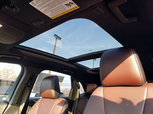 Certified 2021 Ford Edge Titanium w/ Equipment Group 301A image 22