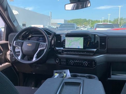 Used 2025 Chevrolet Silverado 1500 LT w/ Protection Package AWD/4WD image 2