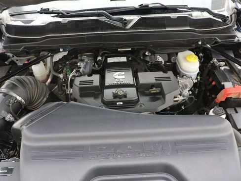 Used 2024 RAM 2500 Big Horn image 29