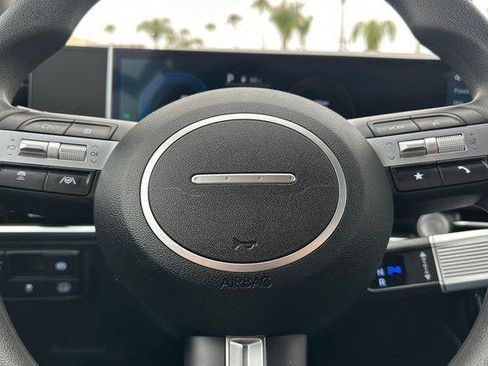 Used 2026 Hyundai Tucson Blue SE AWD/4WD image 22