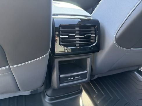 Used 2023 Volkswagen ID.4 Pro S RWD image 13