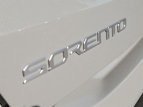 New 2026 Kia Sorento EX image 10
