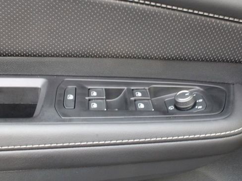 Used 2025 Volkswagen Atlas SEL Premium R-Line image 30