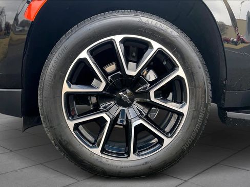 Used 2024 Chevrolet Tahoe RST w/ Luxury Package image 11