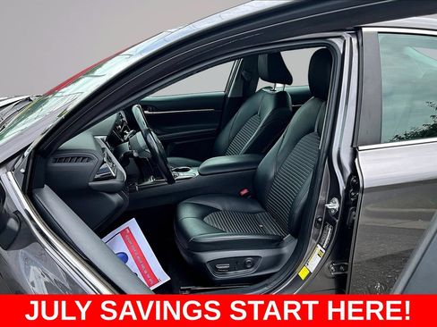Used 2022 Toyota Camry SE FWD image 23