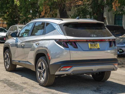 New 2025 Hyundai Tucson SEL image 6