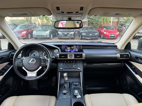 Used 2016 Lexus IS 200t image 25