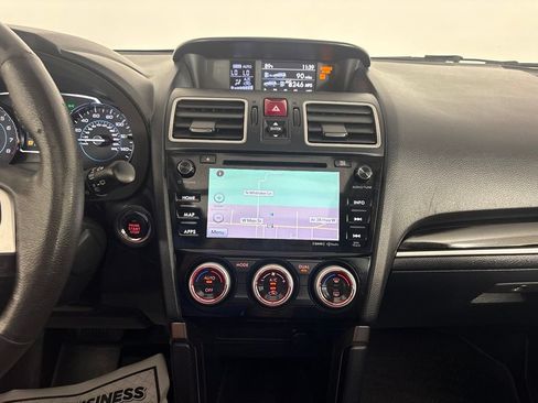 Used 2018 Subaru Forester 2.5i Touring w/ Popular Package #3B AWD/4WD image 22
