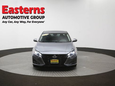 Used 2023 Nissan Altima 2.5 SV FWD image 51