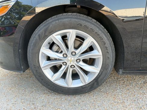 Used 2025 Chevrolet Malibu LT FWD image 10