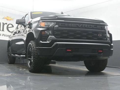 Used 2022 Chevrolet Silverado 1500 Custom Trail Boss image 3
