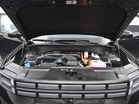 Used 2025 Hyundai Santa Fe SEL AWD/4WD image 33