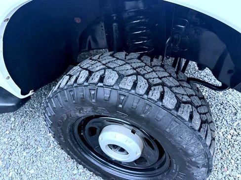 Used 2013 Ford F250 XL w/ Skid Plate Pkg image 36