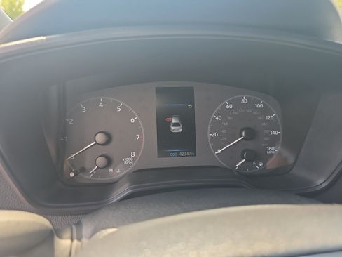 Used 2024 Toyota Corolla SE FWD image 10