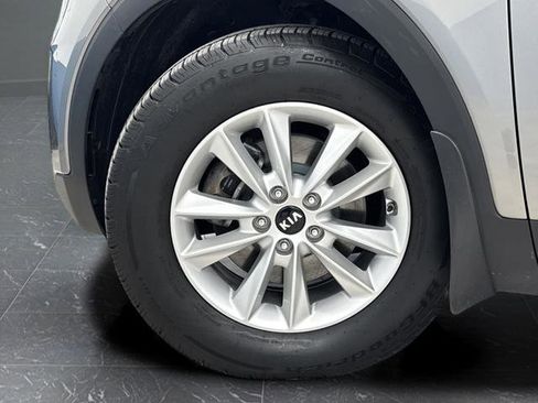 Used 2019 Kia Sorento LX w/ Option Group 020 image 33