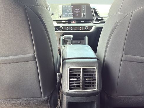 Used 2023 Kia Sportage LX FWD image 26