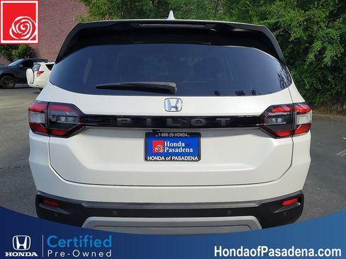 Certified 2024 Honda Pilot EX-L image 3