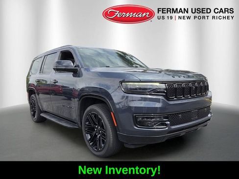 Certified 2023 Jeep Wagoneer Series II w/ Convenience Group I AWD/4WD image 1