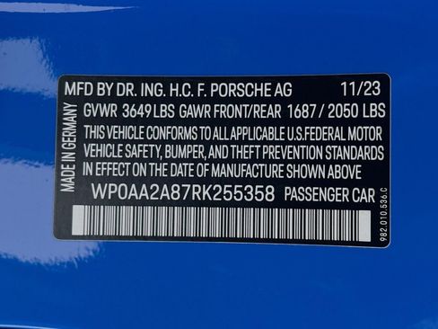 Certified 2024 Porsche 718 Cayman RWD image 28