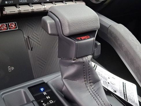 New 2026 Toyota Tacoma TRD Off-Road AWD/4WD image 18
