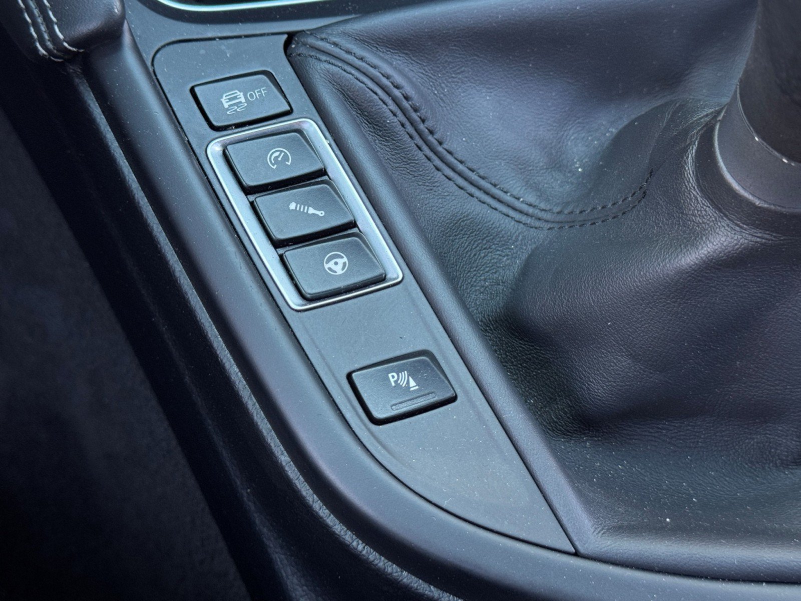 Used 2020 BMW M4 Coupe RWD image 30