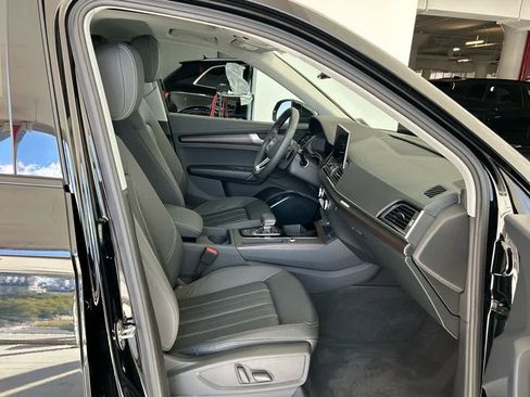 Certified 2025 Audi Q5 2.0T Premium image 22