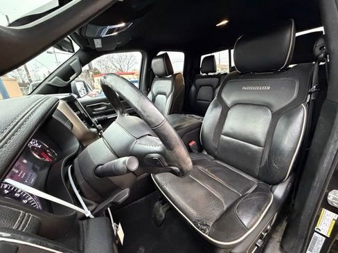 Used 2019 RAM 1500 Laramie w/ Sport Appearance Package image 10